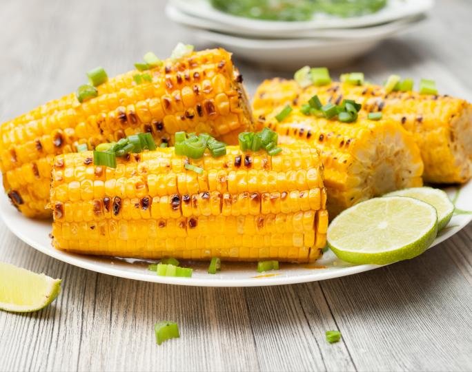 Steamed Sweet Corn Cob
